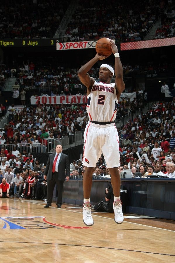 Joe Johnson wearing the Jordan Prime 5