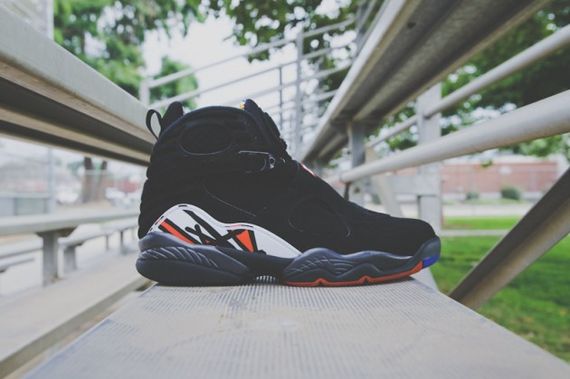 Retro 8 black store red orange