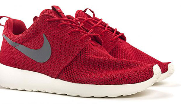 nike roshe run red and white