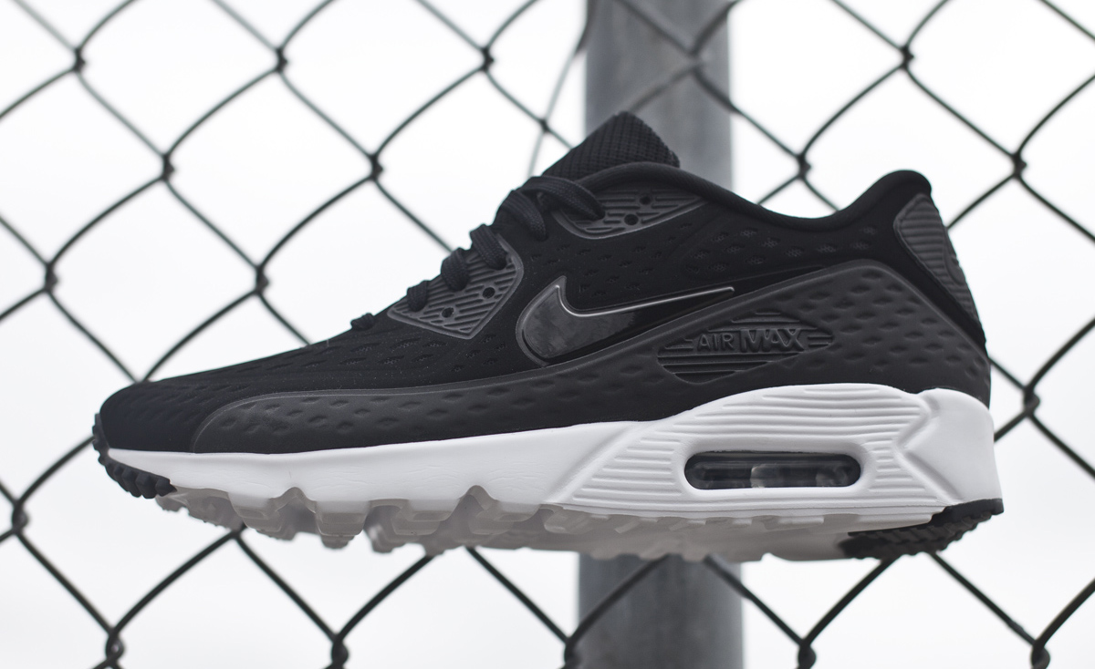 air max 90 black white sole