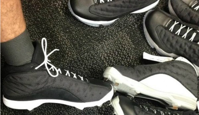 jumpman baseball cleats