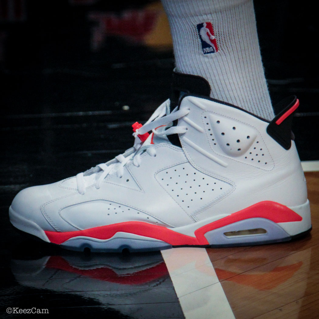 Andray Blatche wearing Air Jordan VI 6 Retro Infrared