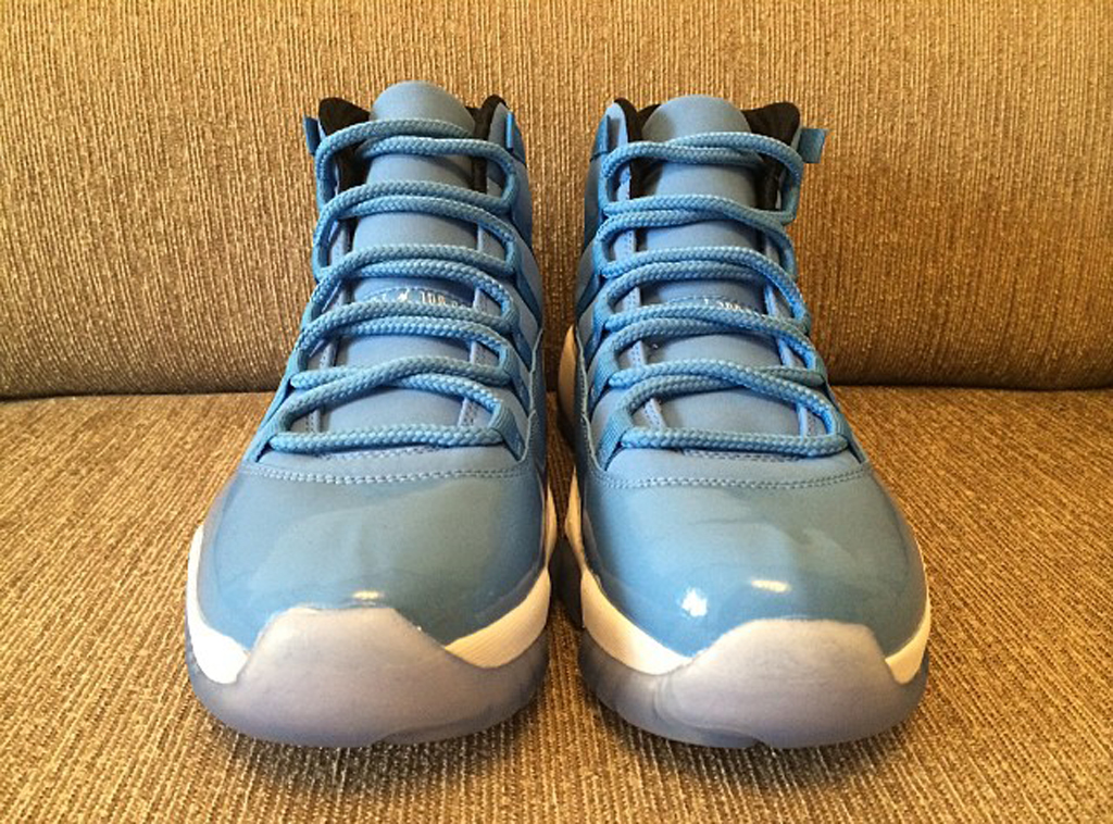 pantone 11s usher