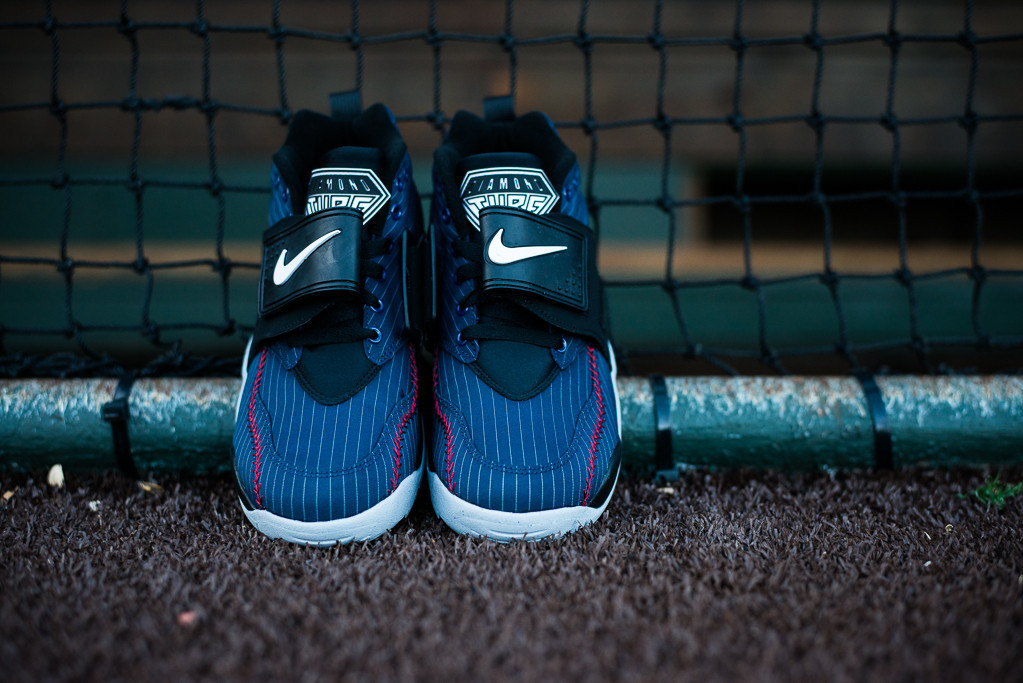 nike air diamond turf baseball