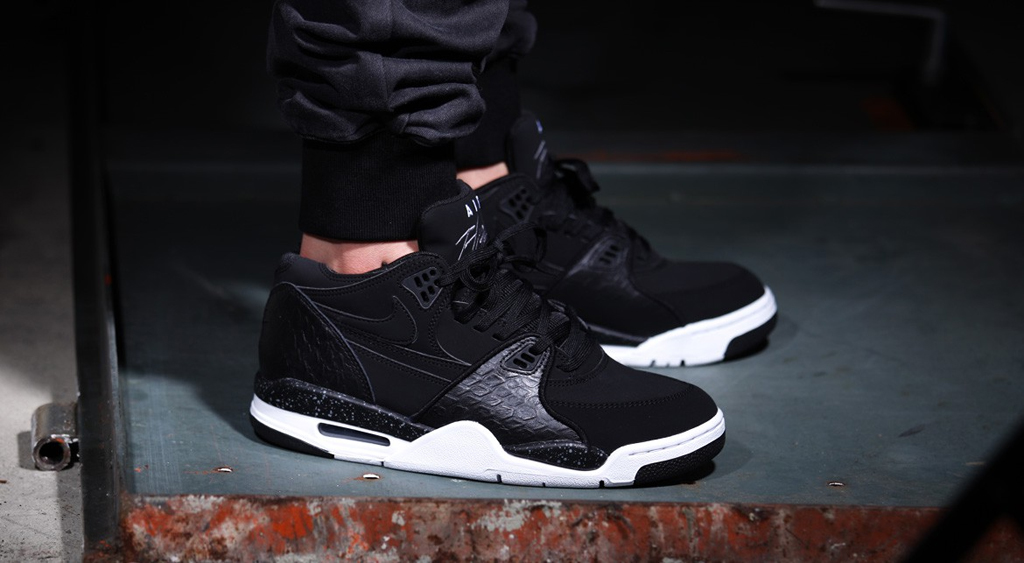 nike air flight all black