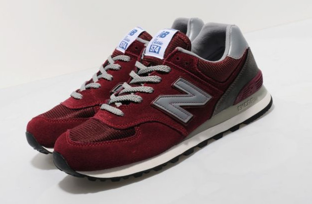 new balance 530 trainers in white and peach