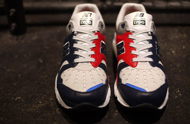 WHIZ Limited x mita sneakers x New Balance CM1700 (1)