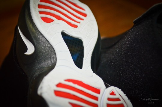 Nike Big Swoosh Brings Together the Zoom Flight '98 The Glove and Air Max  CB '94