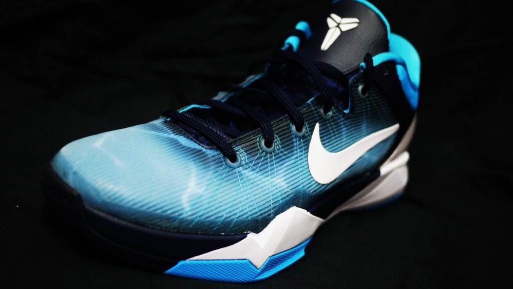 kobe shark shoes