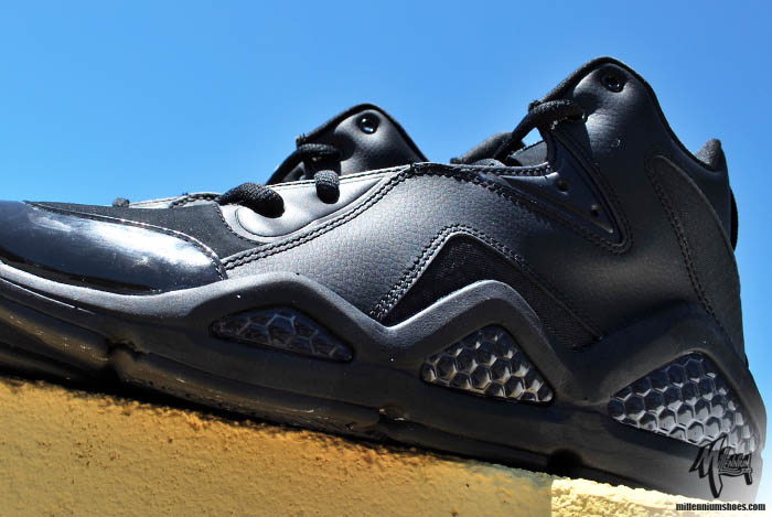 Reebok Kamikaze III - "Blackout"