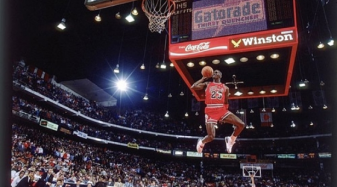 michael jordan jumpman dunk