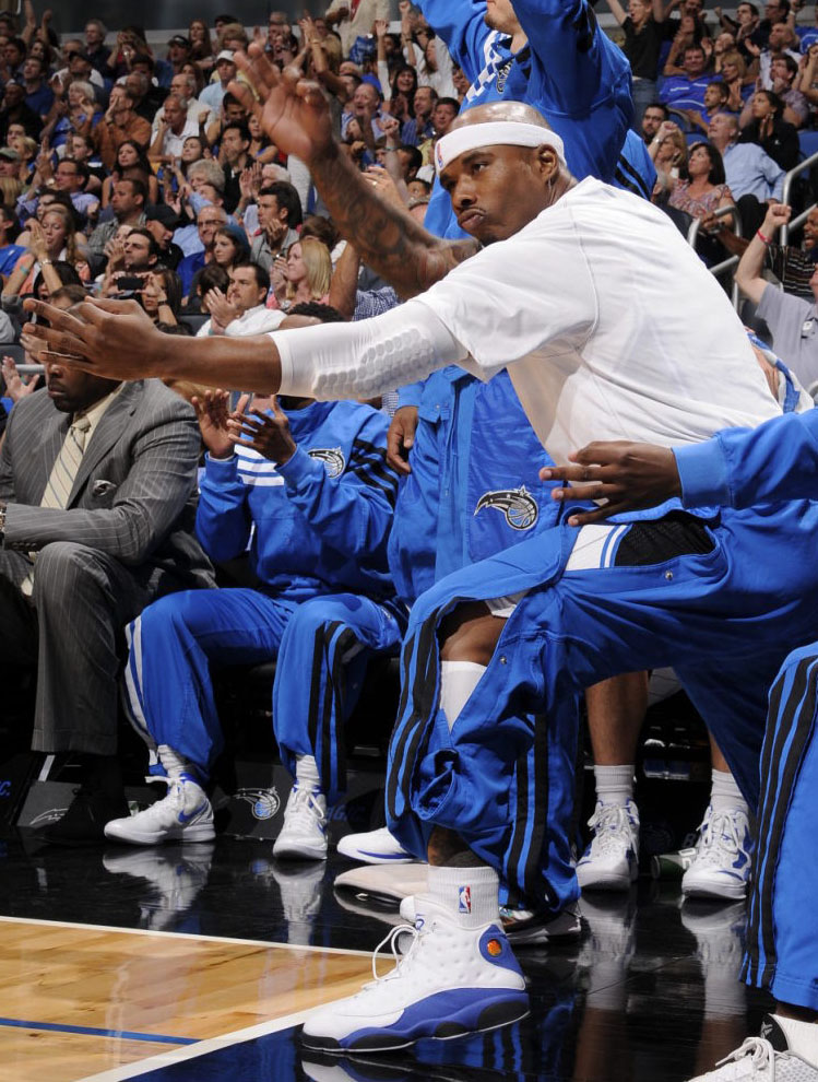 Quentin Richardson wearing Air Jordan XIII 13 Orlando Magic Home PE