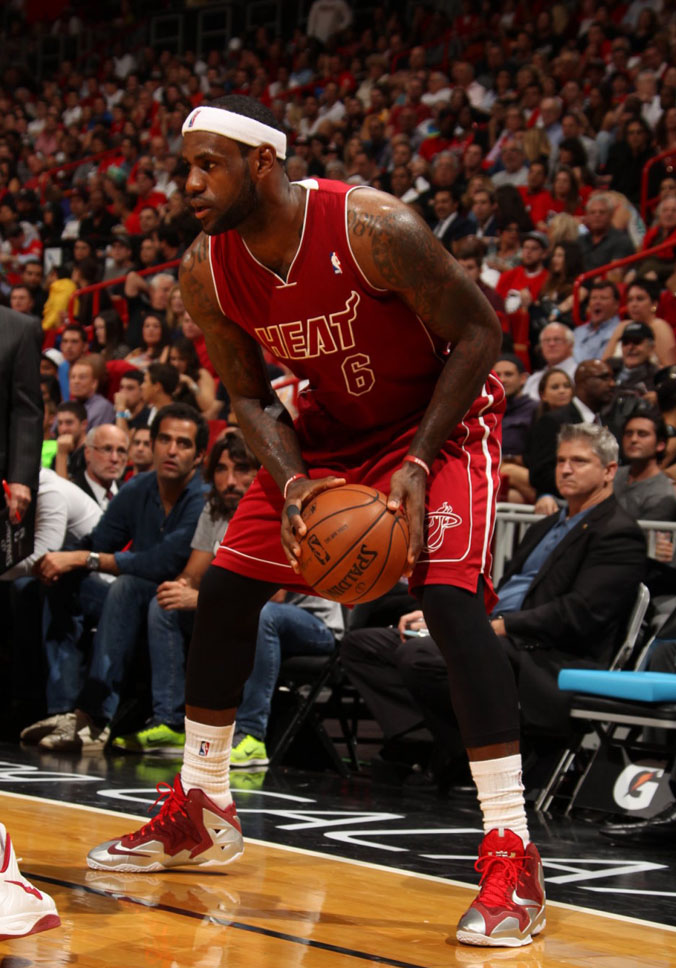 LeBron James Wears Nike LeBron 11 Red/Silver PE (4)