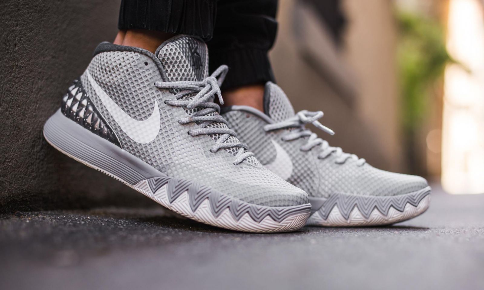 kyrie 1 gray