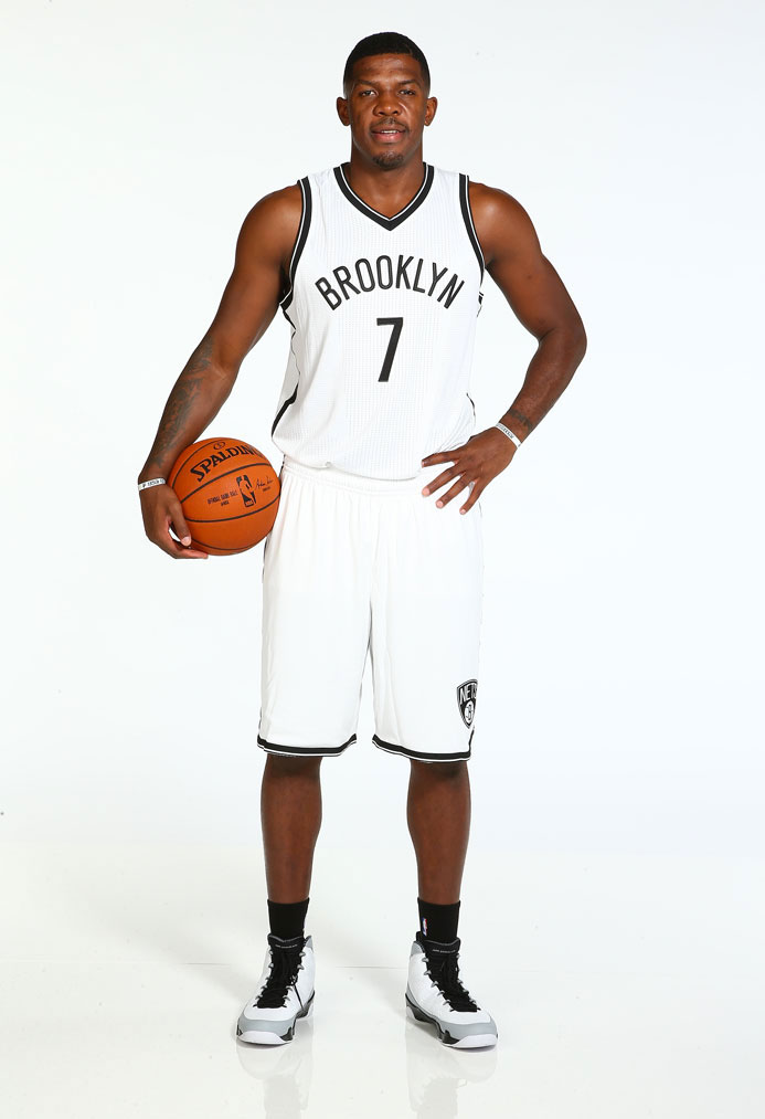 Joe Johnson wearing Air Jordan IX 9 Barons