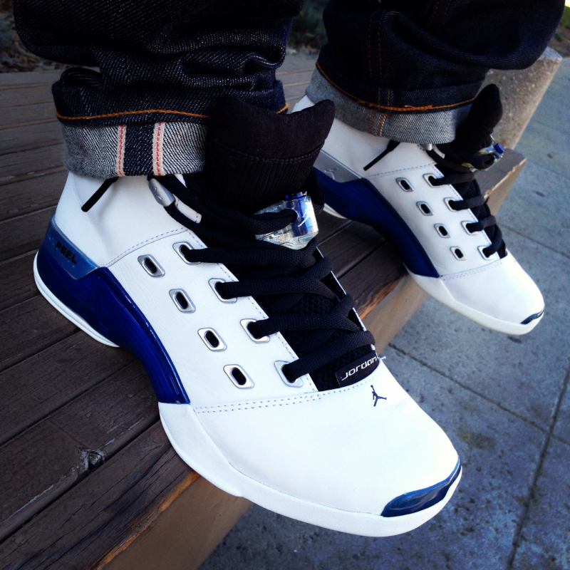 jordan 17 college blue