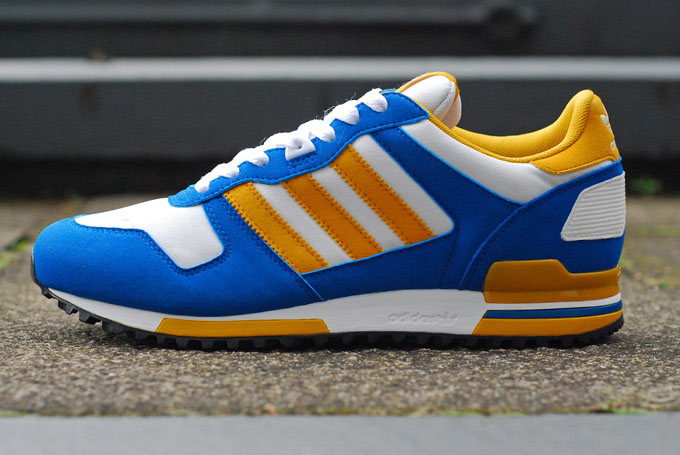 adidas Originals ZX 700 - White / Royal / Gold | Complex