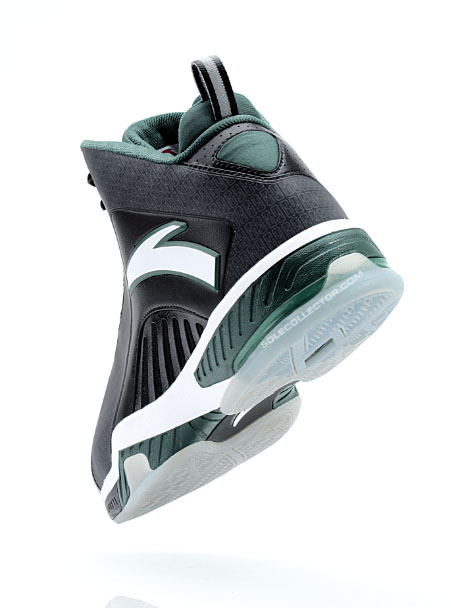 ANTA KG 3 III Boston Away Black White Green (6)