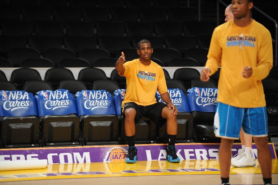 Chris Paul wearing the Air Jordan XII