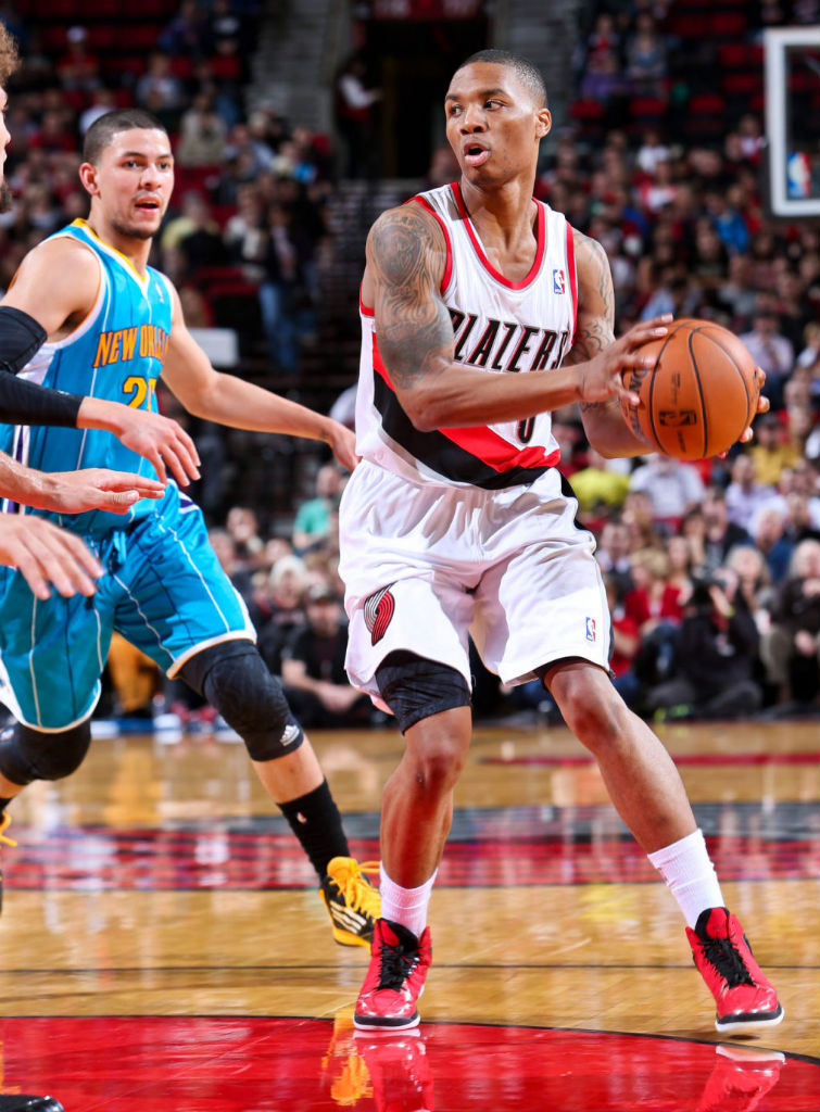 Damian Lillard Hits Game Winner in adidas Rose 773 (2)