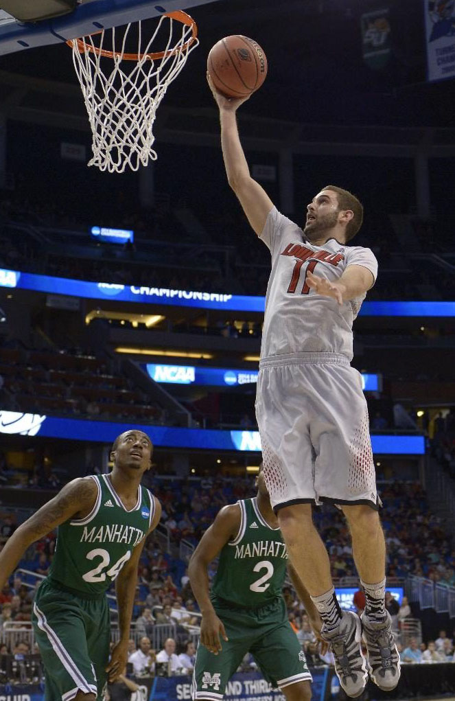 Luke Hancock wearing adidas Crazy 8 Matt Bonner