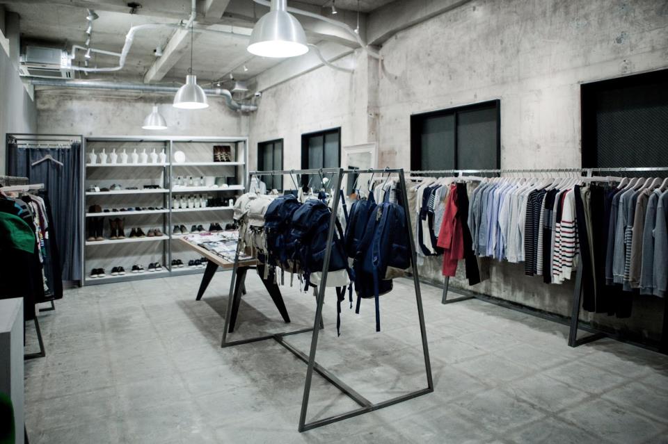 Shop Guide Tokyo Kazuki Kuraishi's Heather Grey Wall