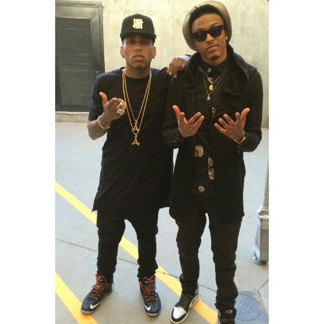 Kid Ink wearing Nike LeBron XI 11 Elite Gold; August Alsina wearing Air Jordan I 1 Barons