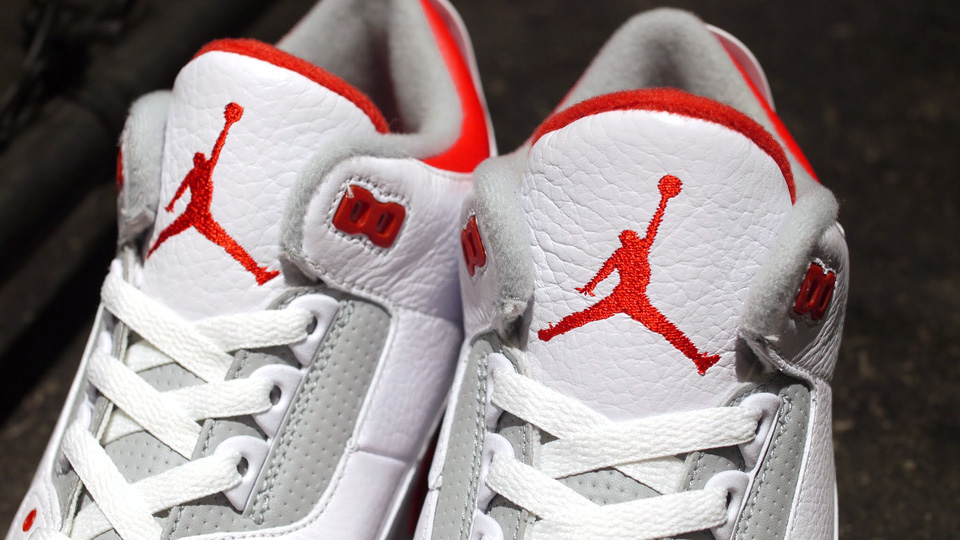 Air Jordan 3 Retro - 