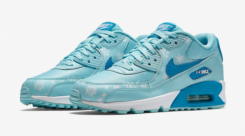 It's Snowing on the Nike Air Max 90 