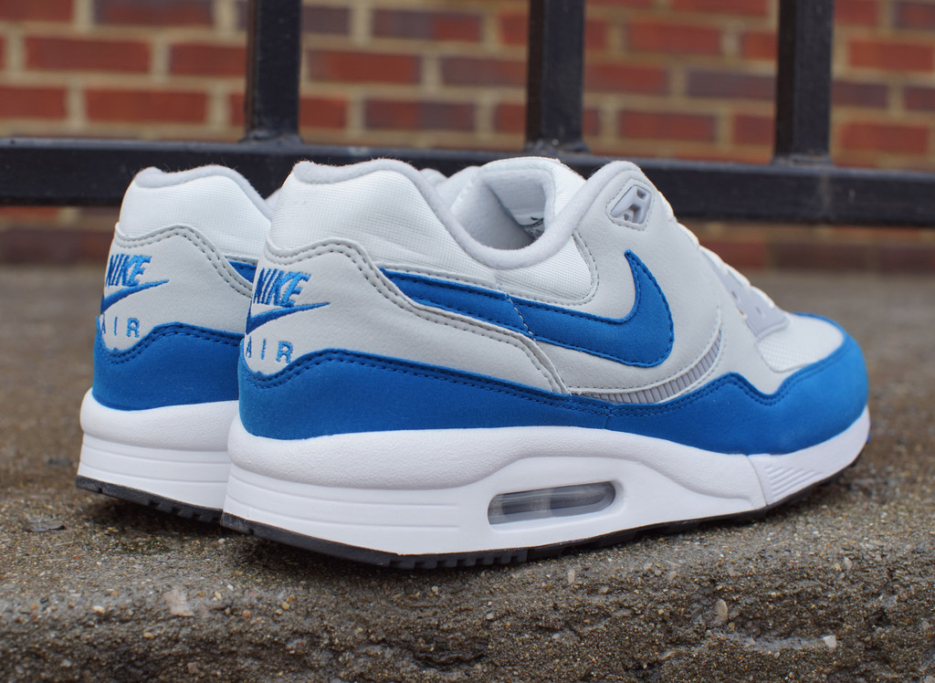 mens air max light