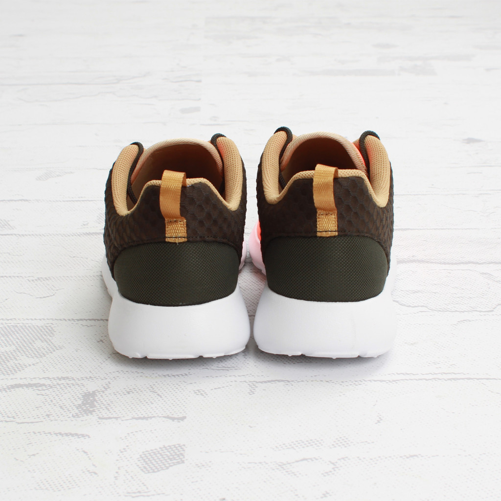 Nike cheap roshe chukka