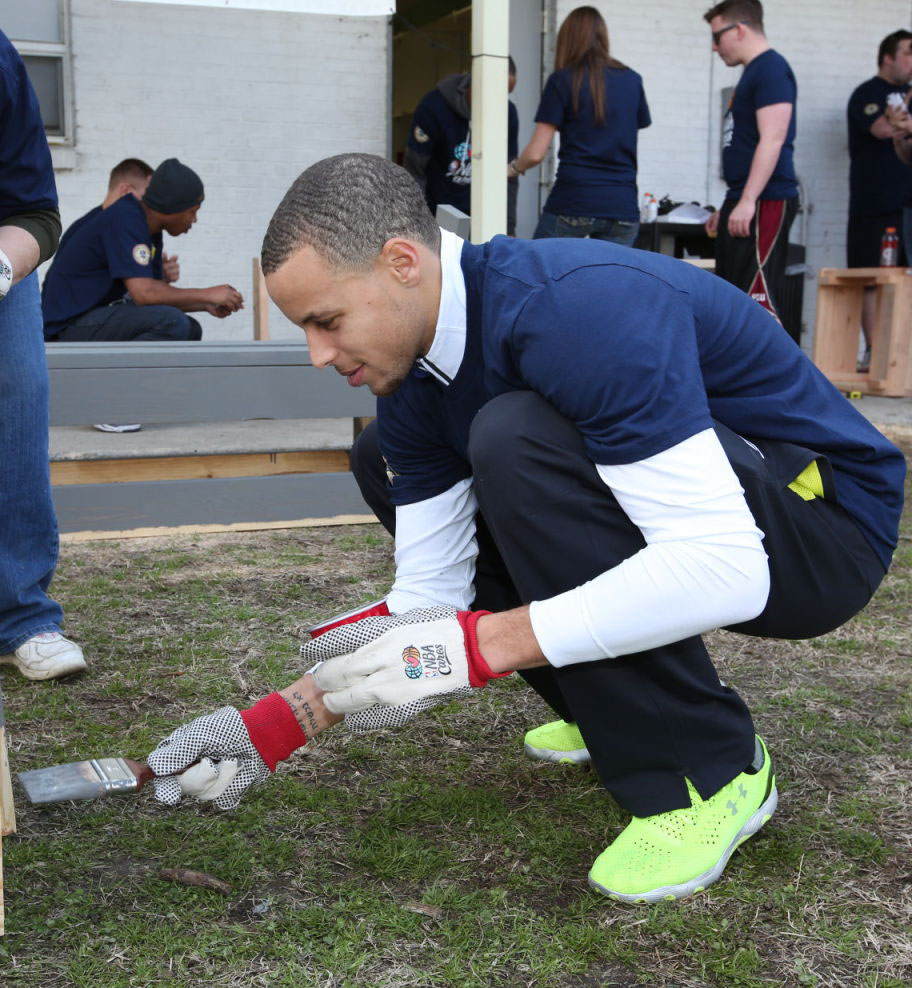 Stephen Curry wearing Under Armour Speedform RC