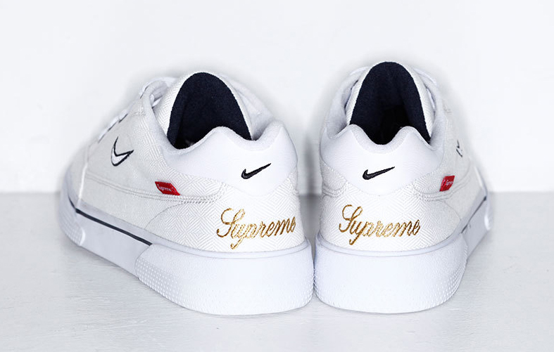 nike sb supreme collab