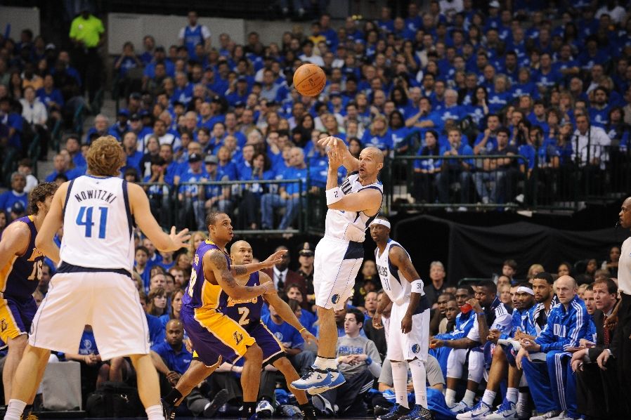 Jason Kidd wearing PEAK Kidd 3