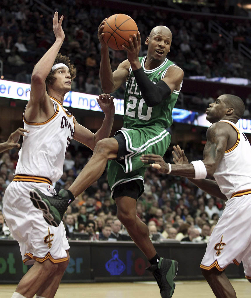 Enumerate Stikke ud Kredsløb Ray Allen Wears Black/Green Air Jordan 13 PE Against Cavs | Sole Collector