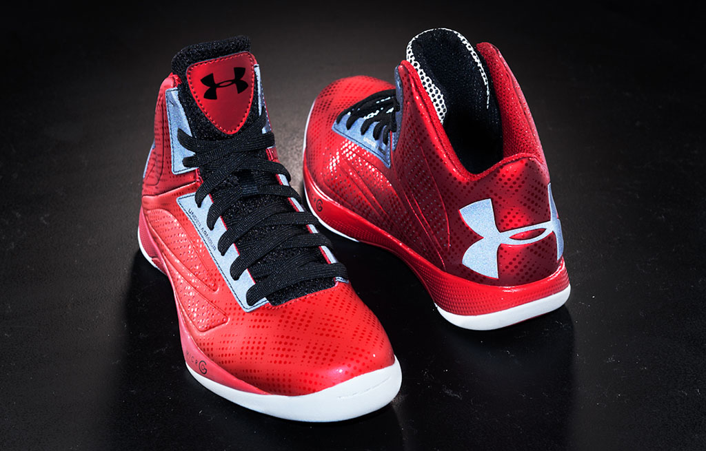 under armour micro g torch 3