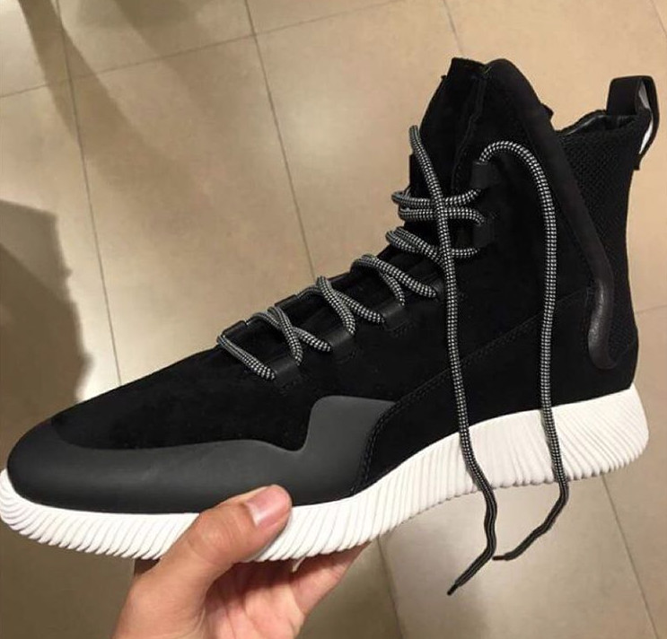 Zara Has an Adidas Yeezy Boost Knockoff 