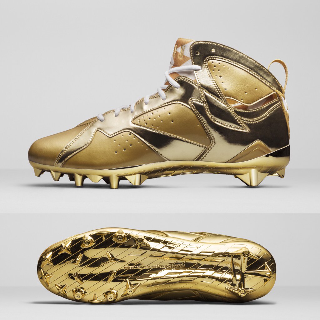 gold jordan 1 cleats