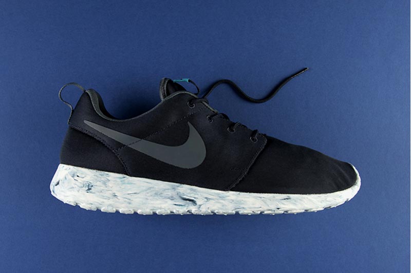 nike roshe run look