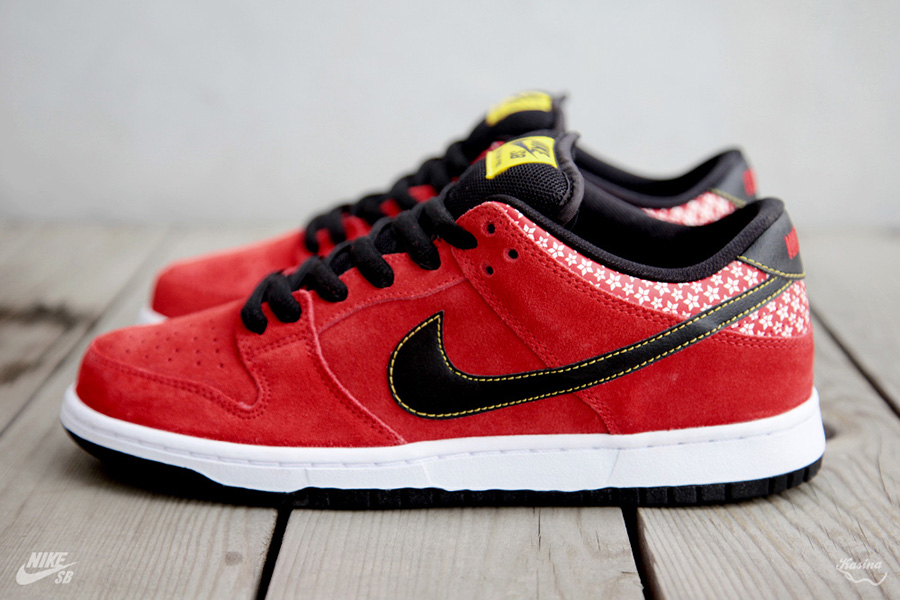 Nike SB Dunk Low \