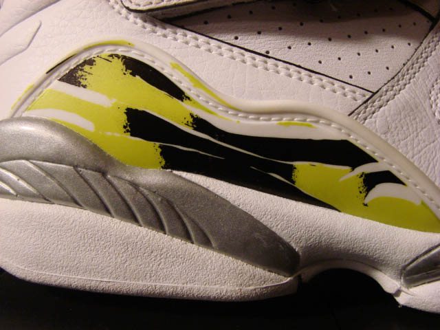 Air Jordan WMNS Retro 8 Low - White/Black-Bright Cactus Sample