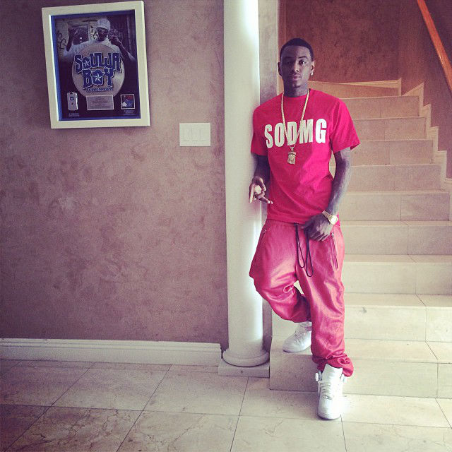 Soulja Boy wearing Nike Air Force 1 Mid White