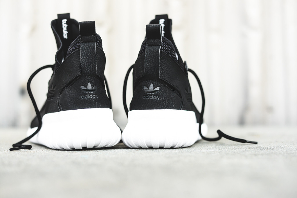 adidas tubular 35