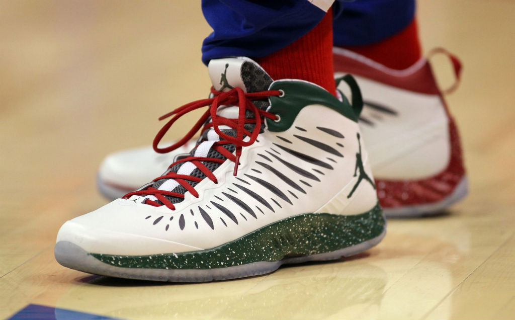 Blake Griffin wearing Jordan Super.Fly Christmas PE (9)