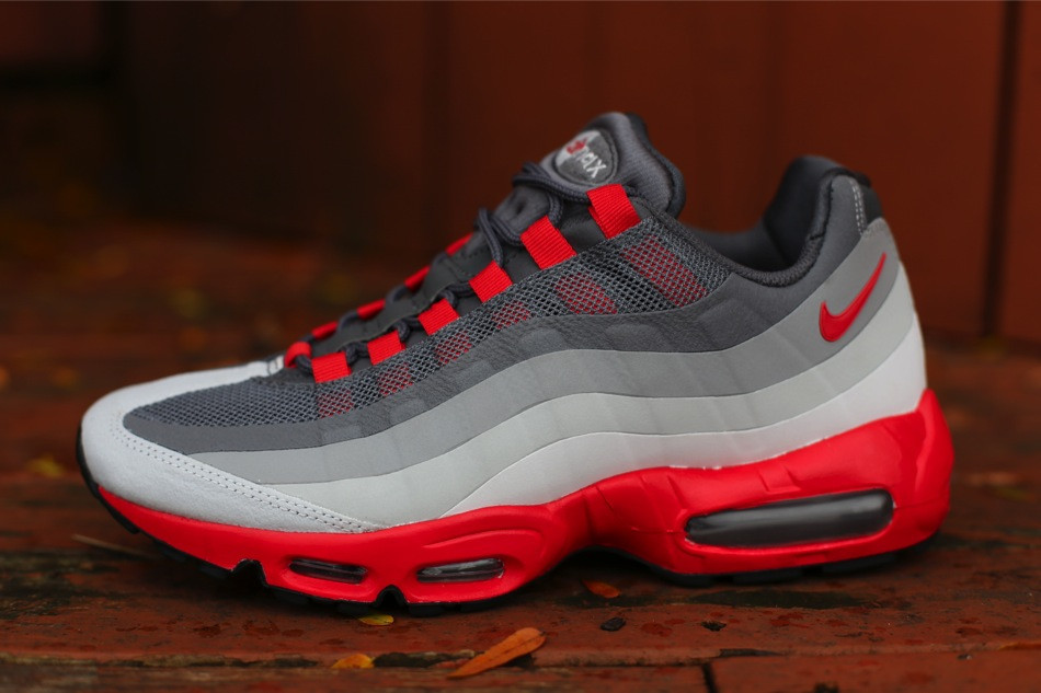 red and gray air max 95