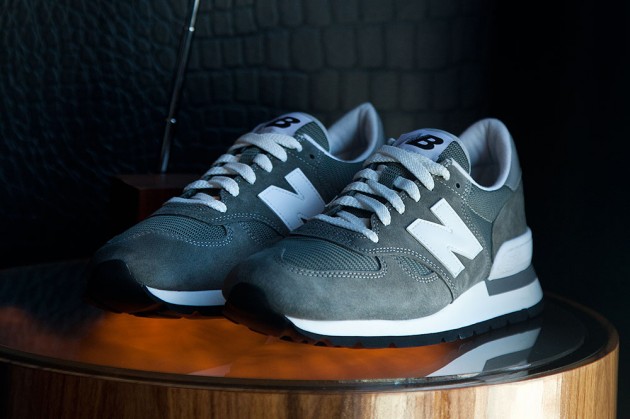 new balance 990 grey 30th anniversary