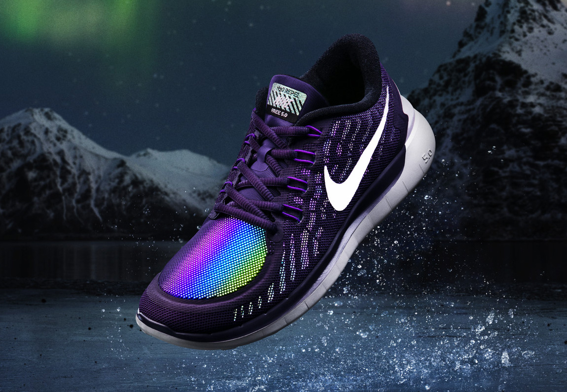 nike run reflective shoes