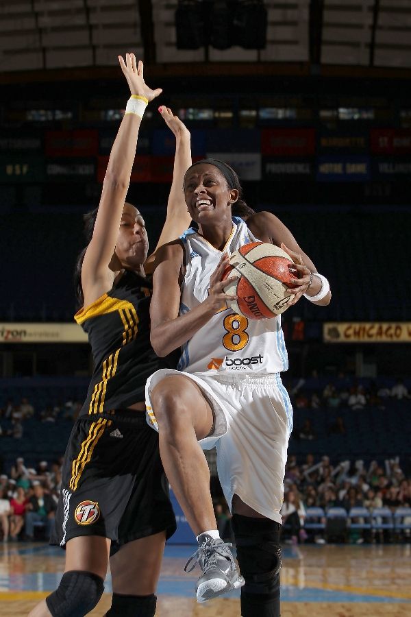 Swin Cash wearing Nike LeBron 9 Cool Grey