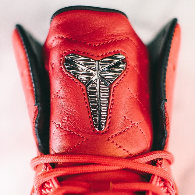 Nike Kobe 9 High EXT Meets Red October 