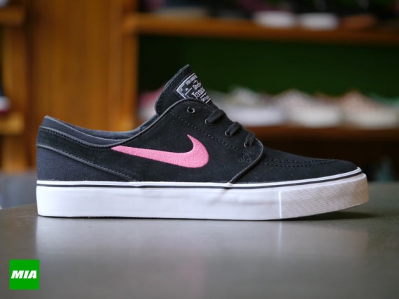 nike sb janoski rose